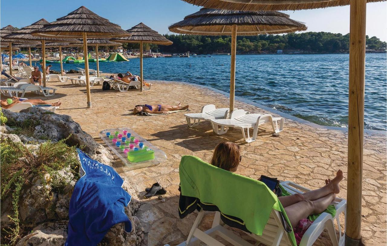 Beautiful Apartment In Porec With Wifi Bagian luar foto