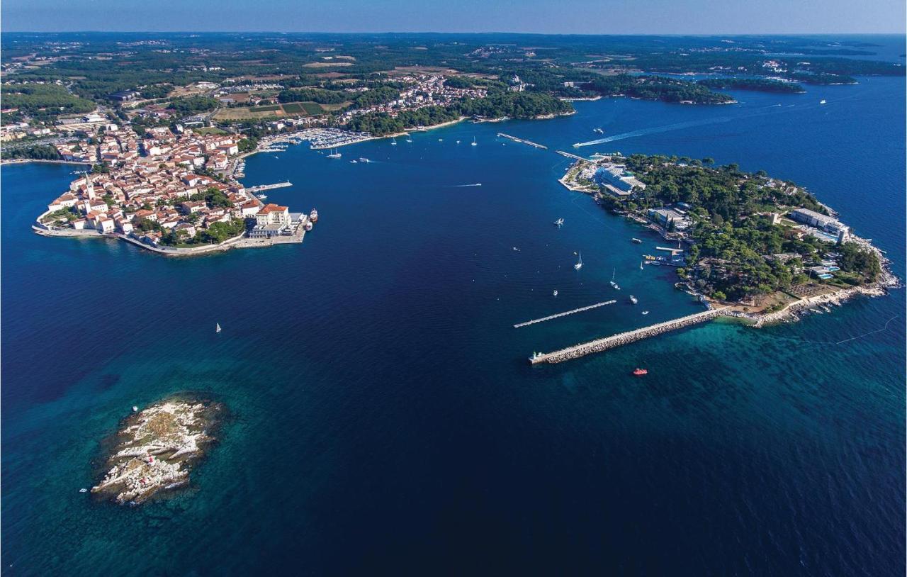 Beautiful Apartment In Porec With Wifi Bagian luar foto