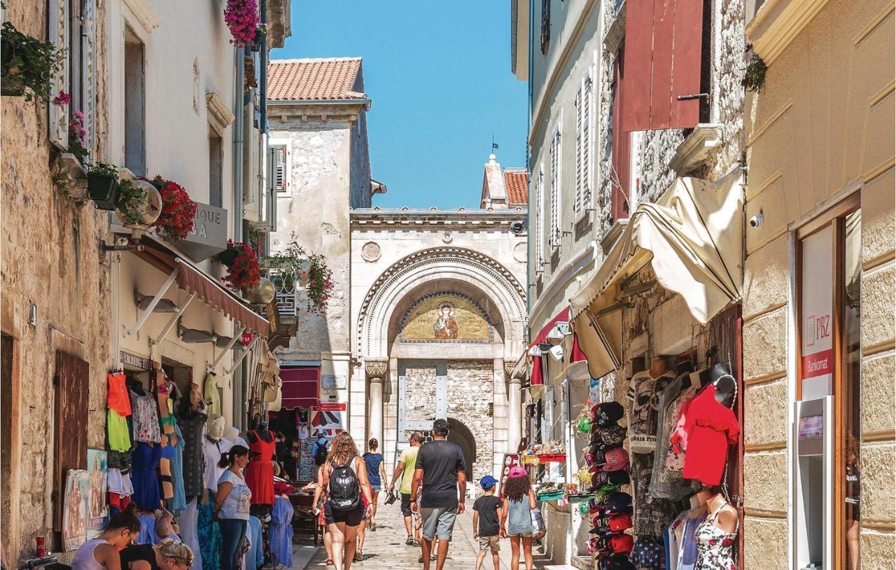 Beautiful Apartment In Porec With Wifi Bagian luar foto