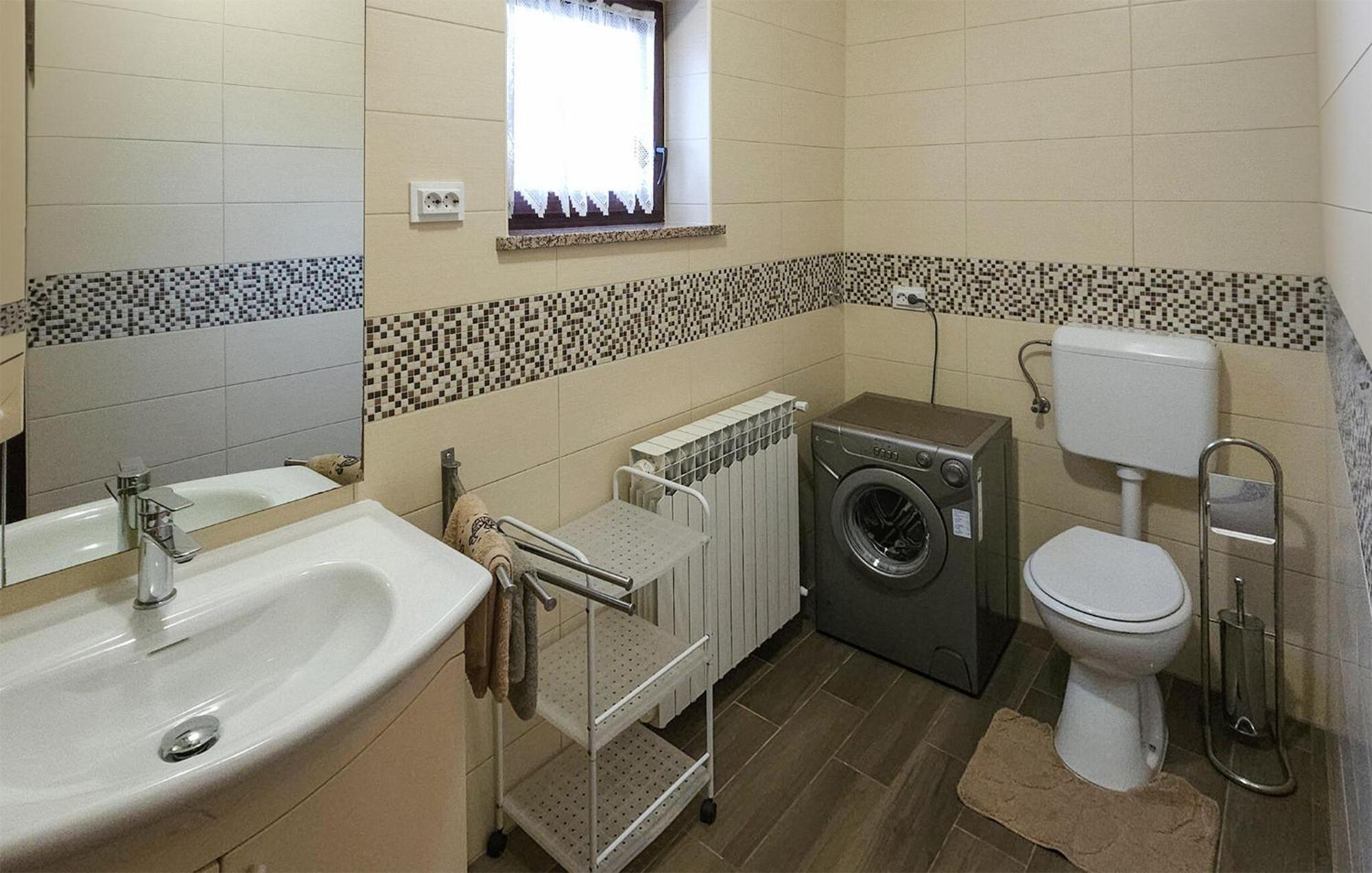 Beautiful Apartment In Porec With Wifi Bagian luar foto