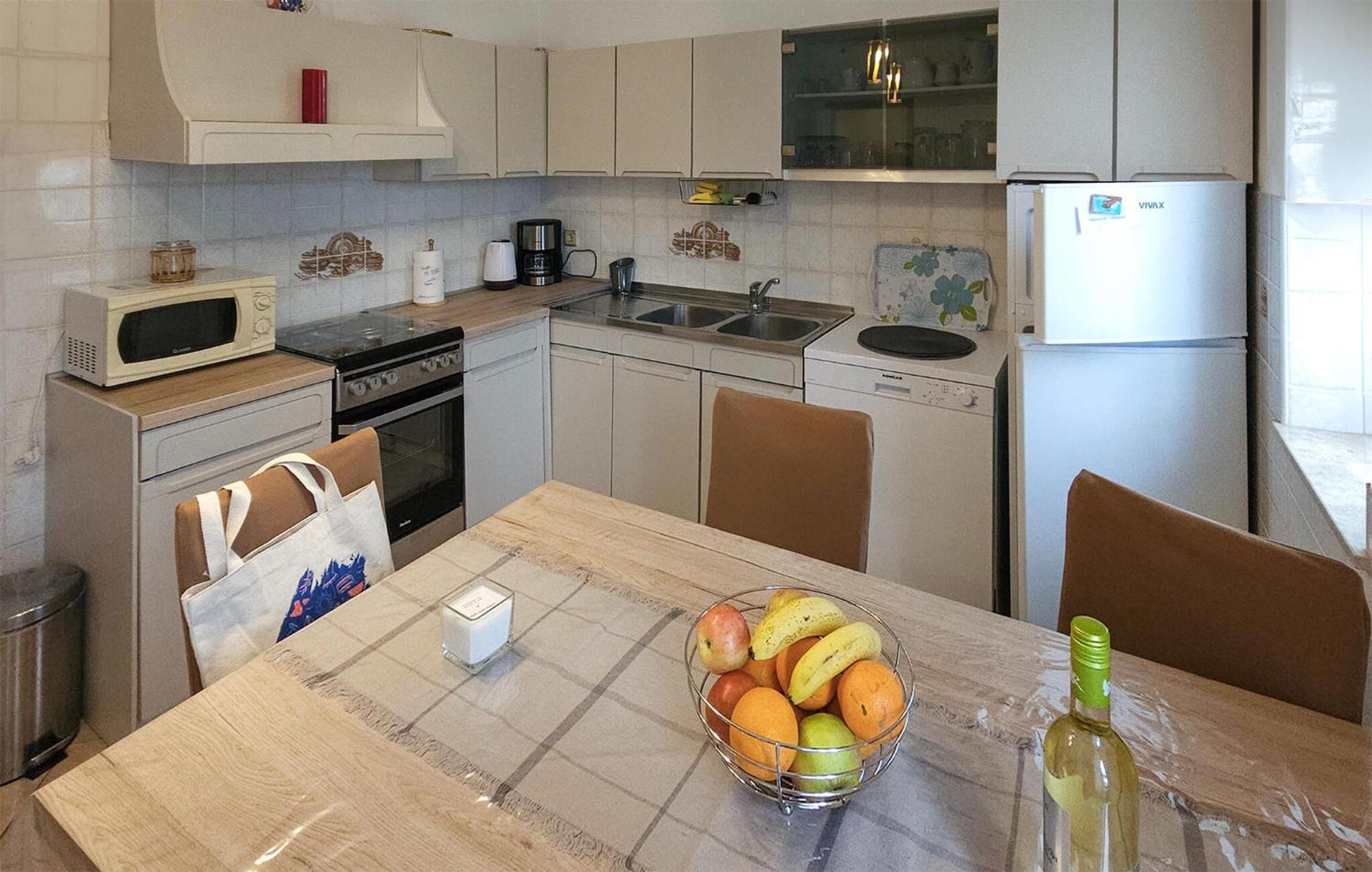 Beautiful Apartment In Porec With Wifi Bagian luar foto